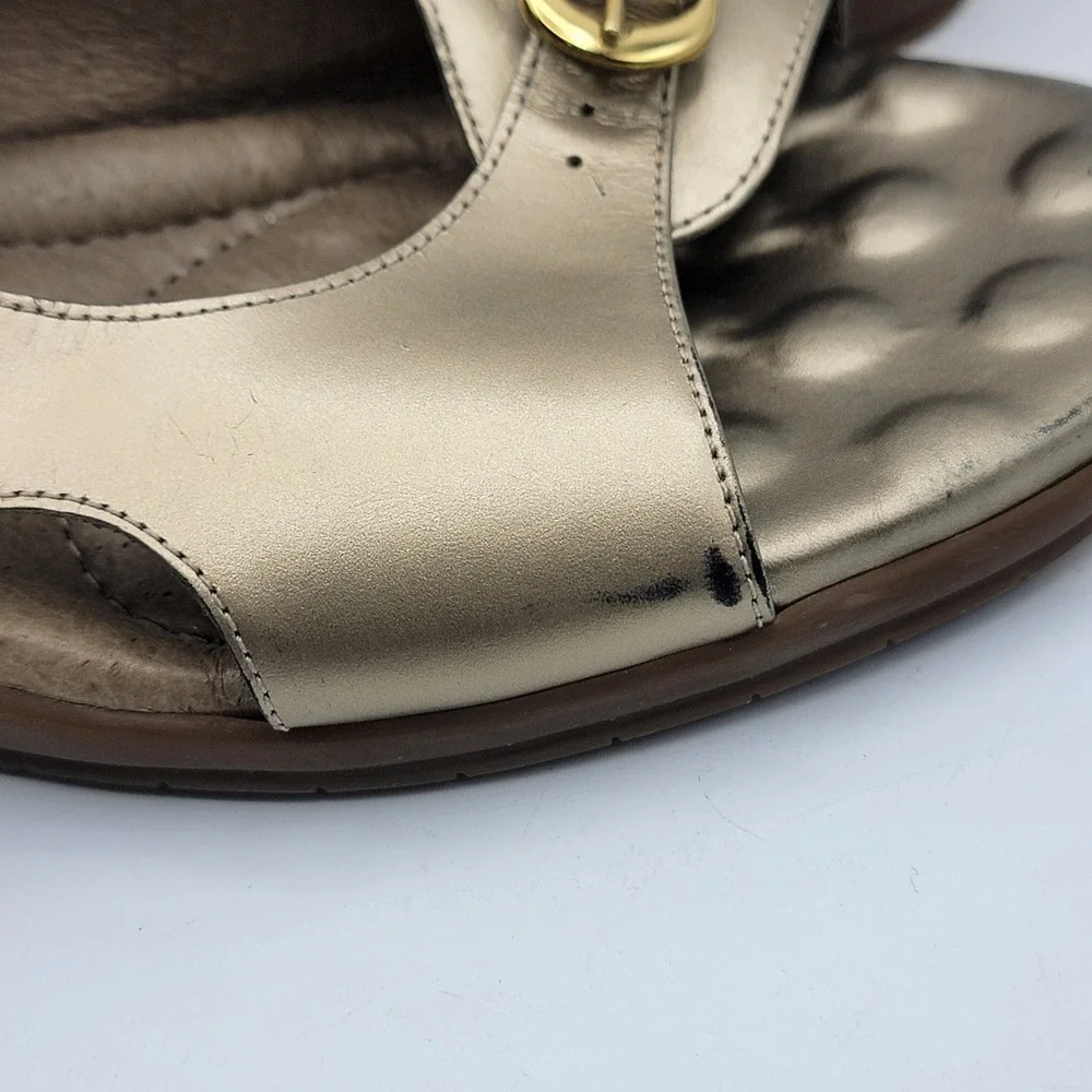 Elites by Walking Cradles Bronze Metallic Leather Wedge Sandals Buckle Womens 8M